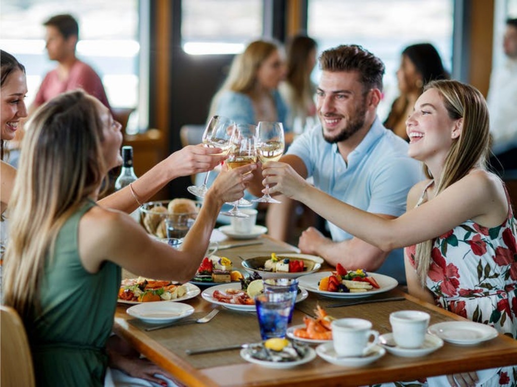 Top Deck Lunch Cruise 2021 | What's on in Darling Harbour