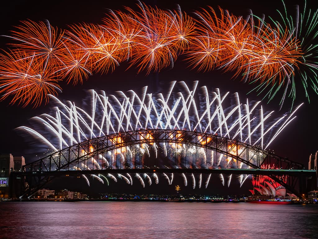 Top Sydney New Years Eve Cruises 2023 | Sydney