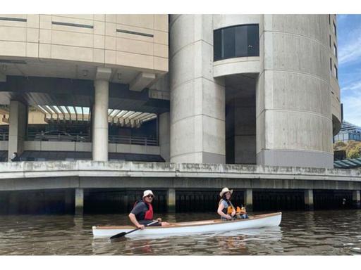 Up the Creek run two-hour canoe tours along the Yarra River.Melbourne's Birrarung (Yarra) is an excellent location to ex... Up the Creek run two-hour canoe tours along the Yarra River.Melbourne's Birrarung (Yarra) is an excellent location to ex...