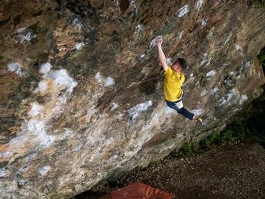 Driven by the passion to tell the stories of Australian climbers to the world!Hosted by Divya Gordon & Ali Vann on the n...