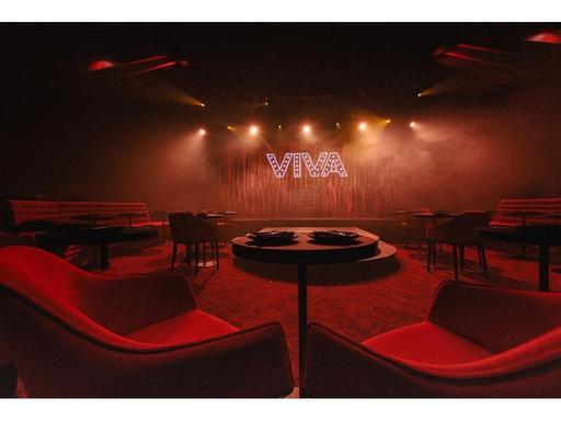 Viva is an elegant cabaret venue, where modern luxury seamlessly intertwines with the timeless charm of a 1920s spiegelt... Viva is an elegant cabaret venue, where modern luxury seamlessly intertwines with the timeless charm of a 1920s spiegelt...