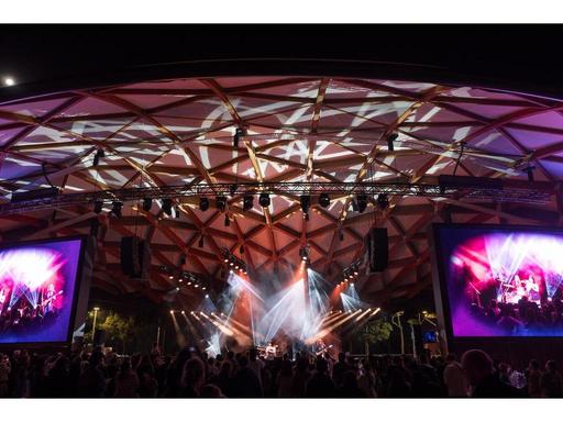 Experience Vivid Sydney's dazzling light displays, free live music under the stars, and buzzing DJ sets at Tumbalong Par... Experience Vivid Sydney's dazzling light displays, free live music under the stars, and buzzing DJ sets at Tumbalong Par...