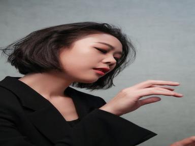 Yeol  Eum Son tackles the most varied of piano forms  themes and variations  in her Sydney debut.